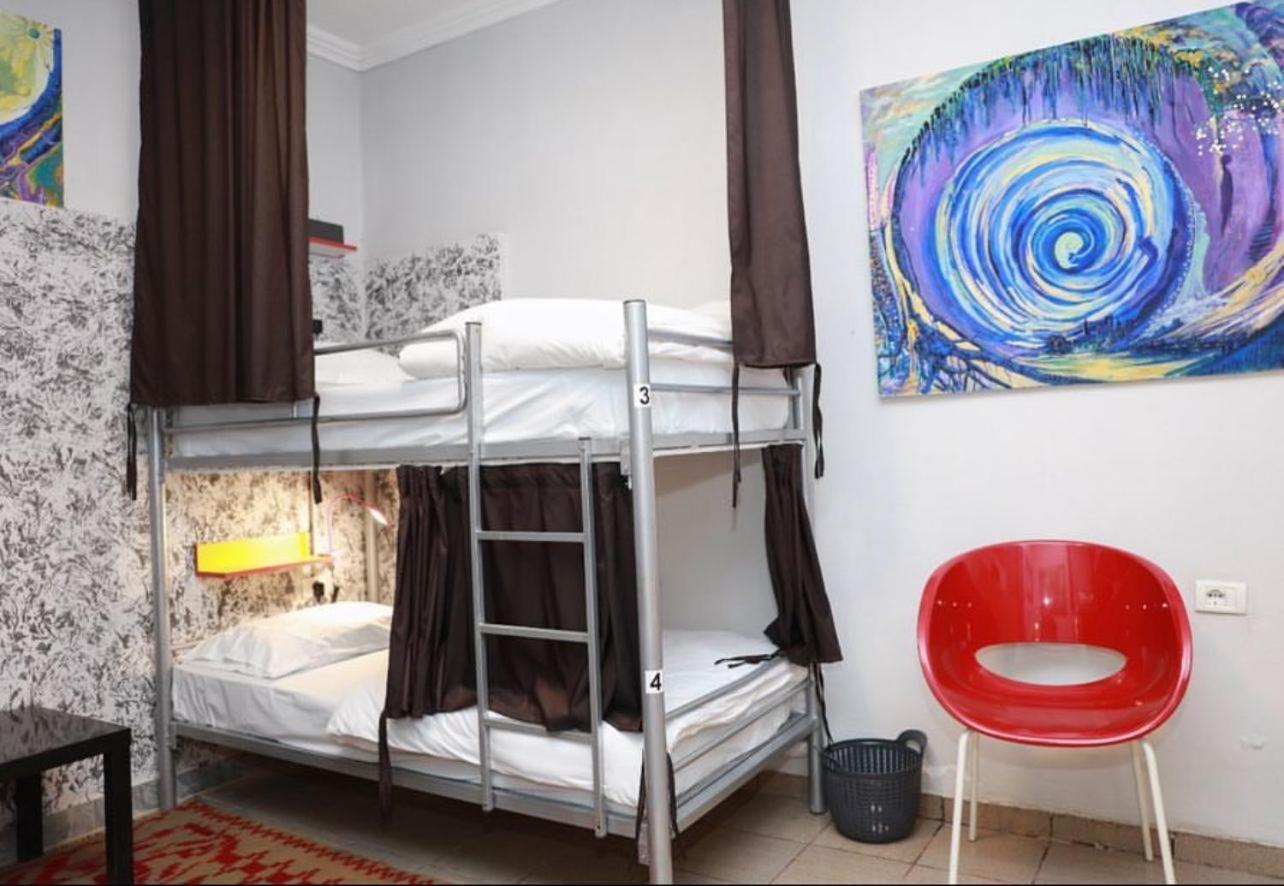 Hoja Hostel Tirana Exterior photo